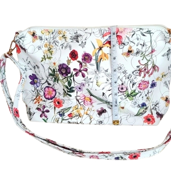 Floral Crossbody Bag - Picture 1 of 7